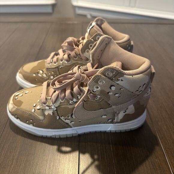 Nike Dunk High Desert Camo Youth Size 3 - Picture 1 of 9